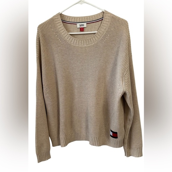 Tommy Jeans Sweaters - A Tommy Jeans, crew neck fall sweater,size L/G.